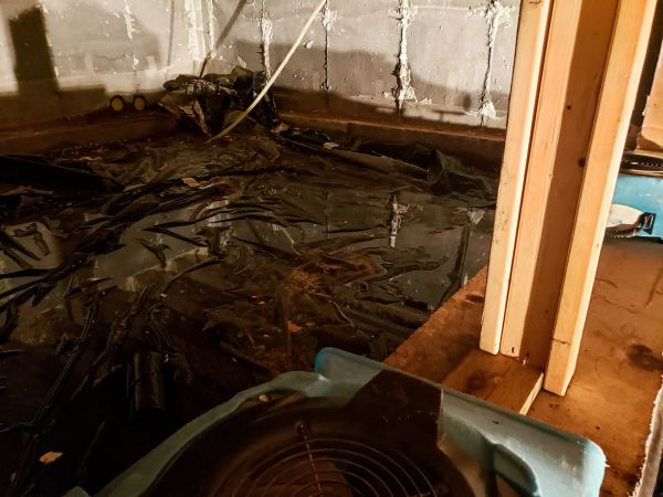 Cost of Crawlspace Water Cleanup in Englewood